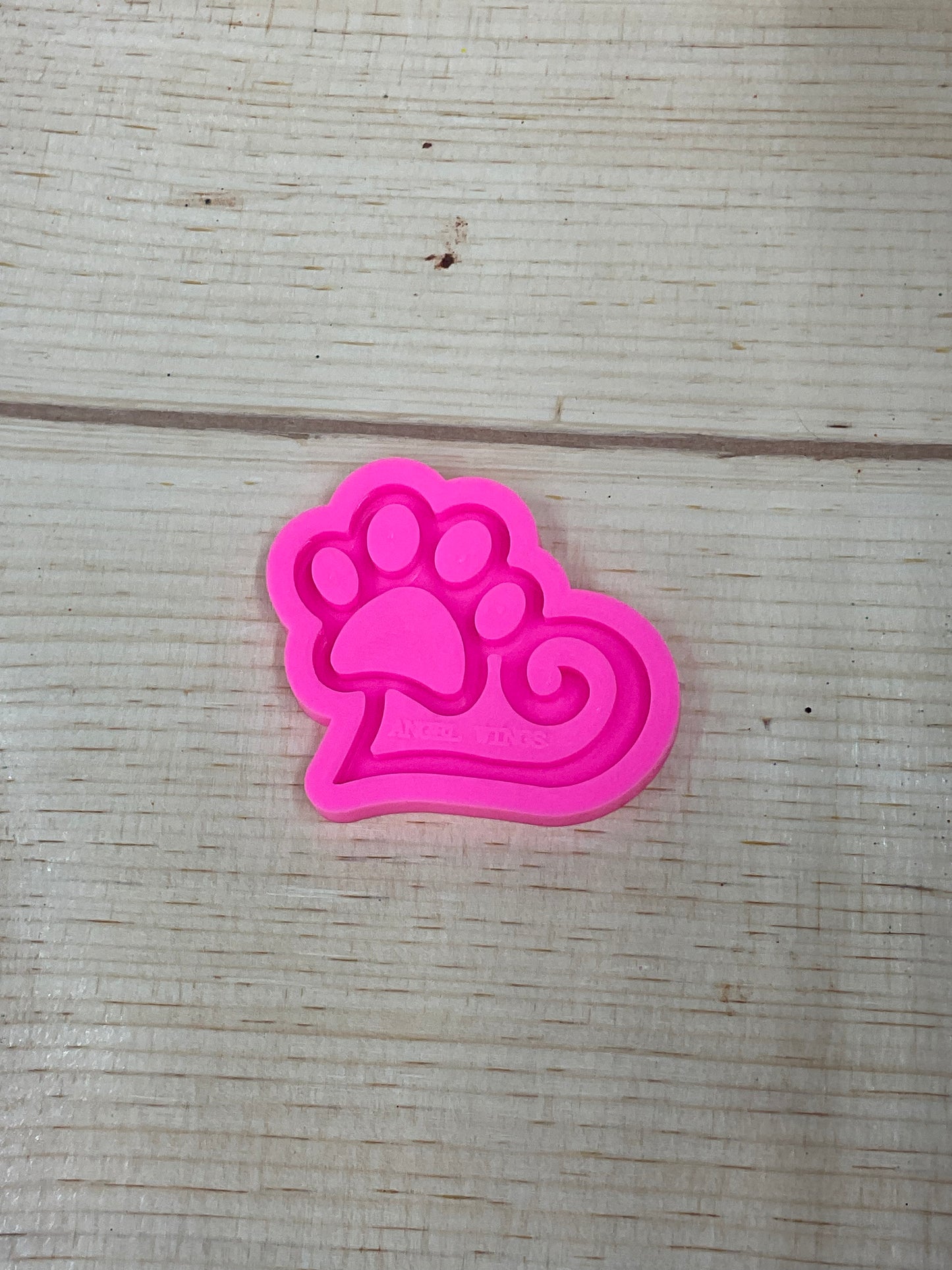 Small Paw Print Heart Keychain Mold